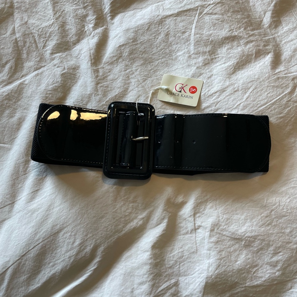 NWT - Grace Karin Belt